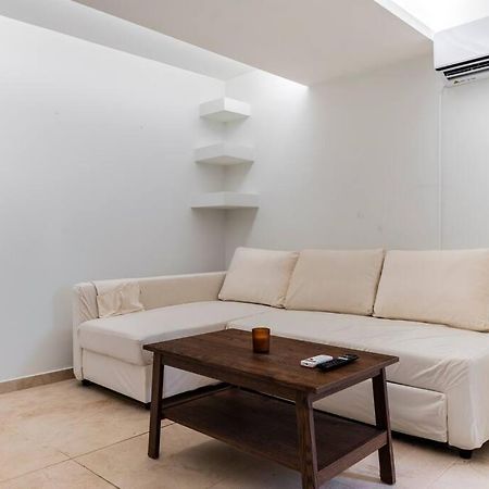 Apartment At Ano Glifada. Athènes Extérieur photo