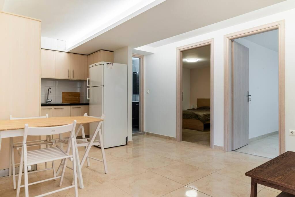 Apartment At Ano Glifada. Athènes Extérieur photo