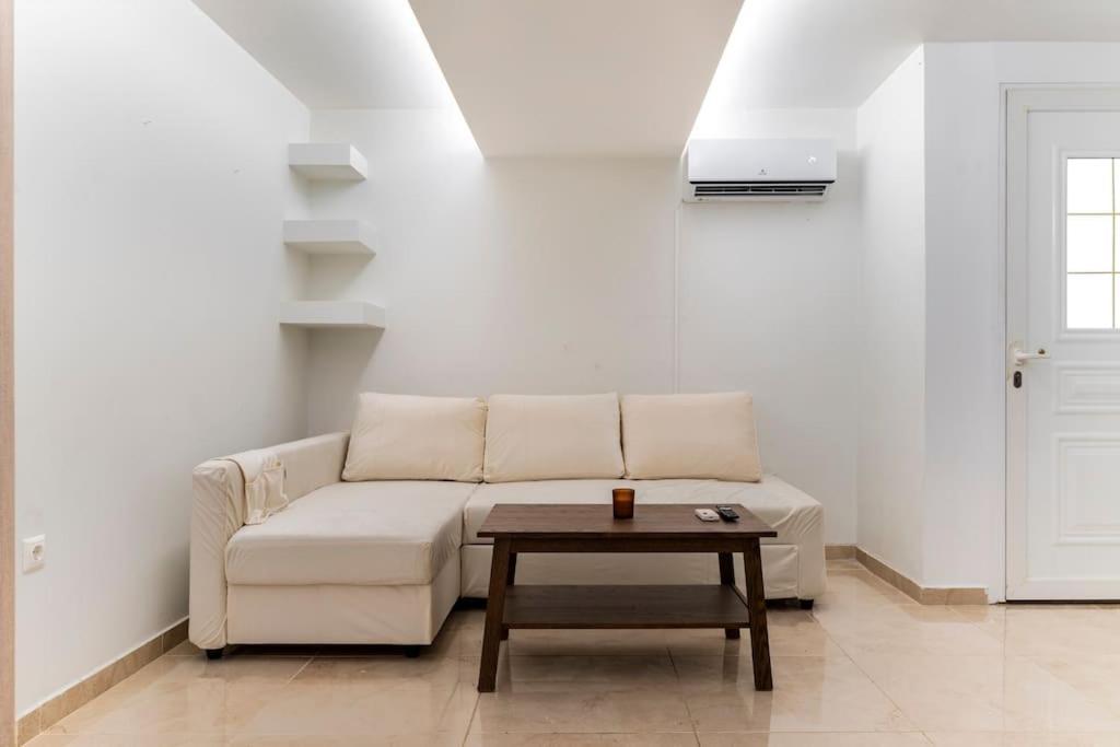 Apartment At Ano Glifada. Athènes Extérieur photo