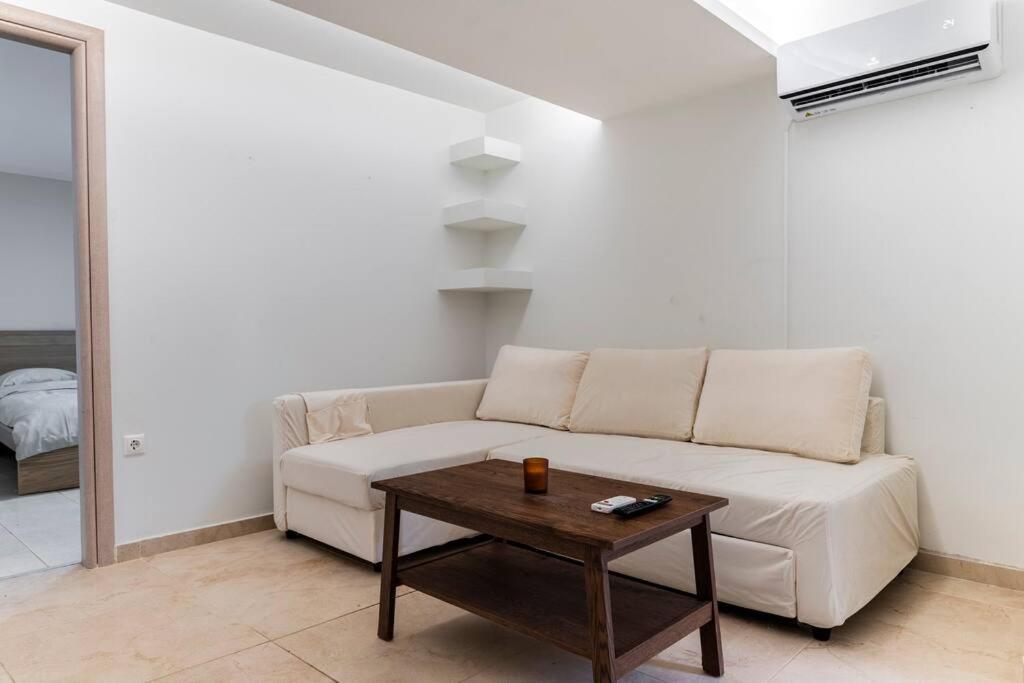 Apartment At Ano Glifada. Athènes Extérieur photo