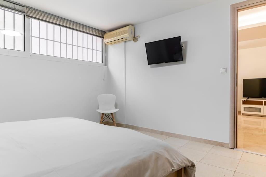 Apartment At Ano Glifada. Athènes Extérieur photo